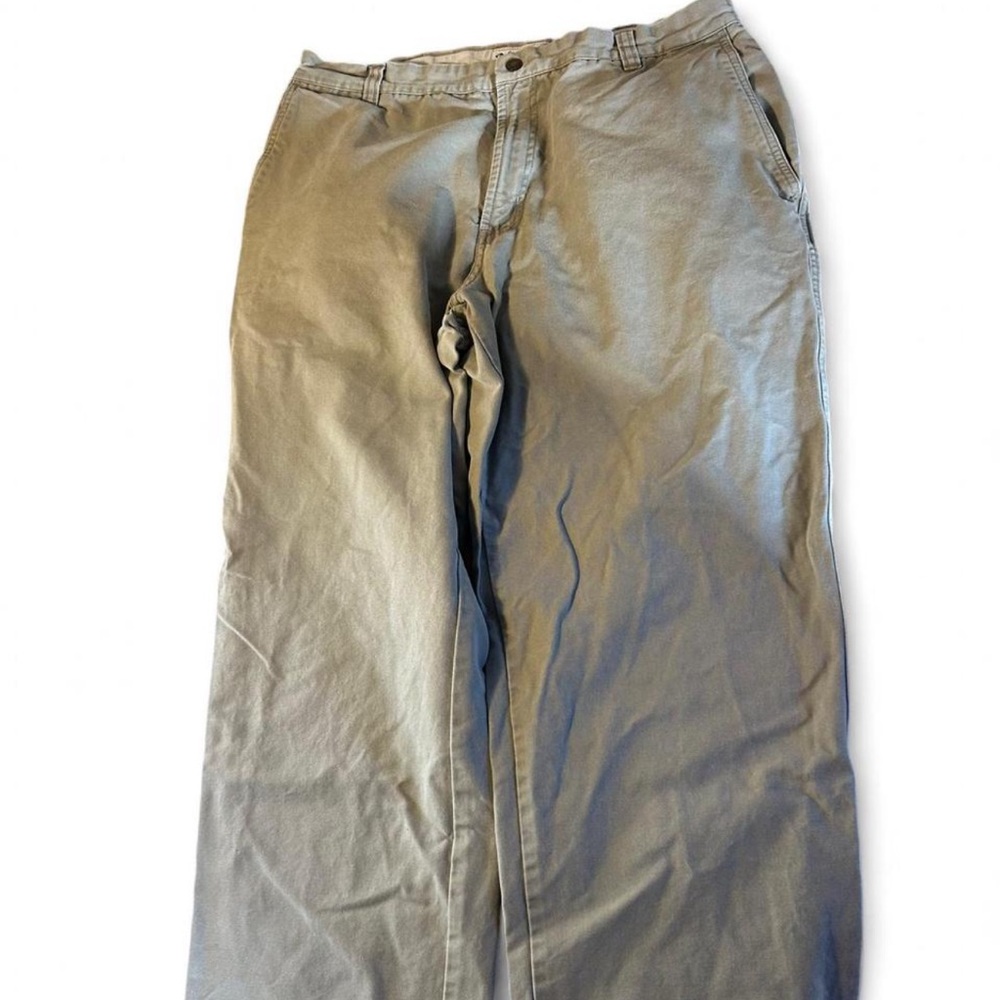 Columbia Men's Khaki Chino Pants